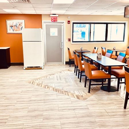Surface Inn Brooklyn نيو يورك المظهر الخارجي الصورة